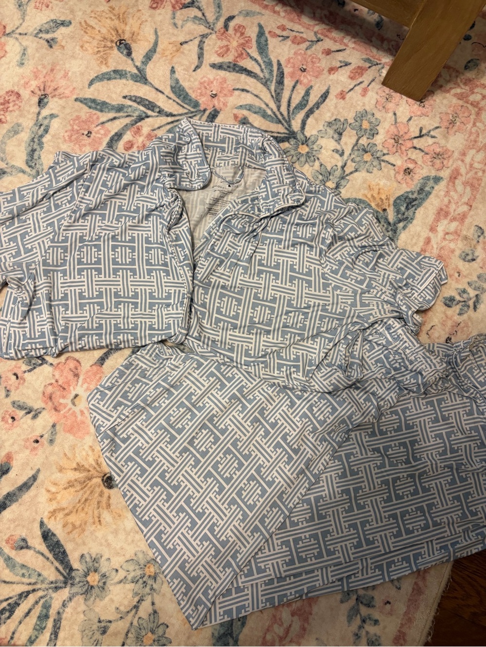 Women's Blue Geometric Two-Piece Pajama Set